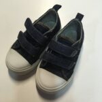 Boys/Girls Joe Fresh Sneakers (size 5)