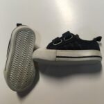 Boys/Girls Joe Fresh Sneakers (size 5) - Image 2