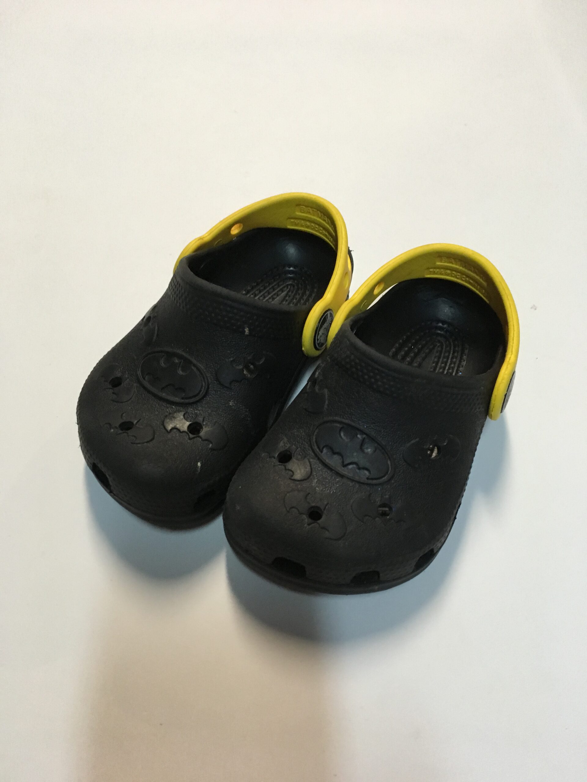 Boys crocs cheap size 5