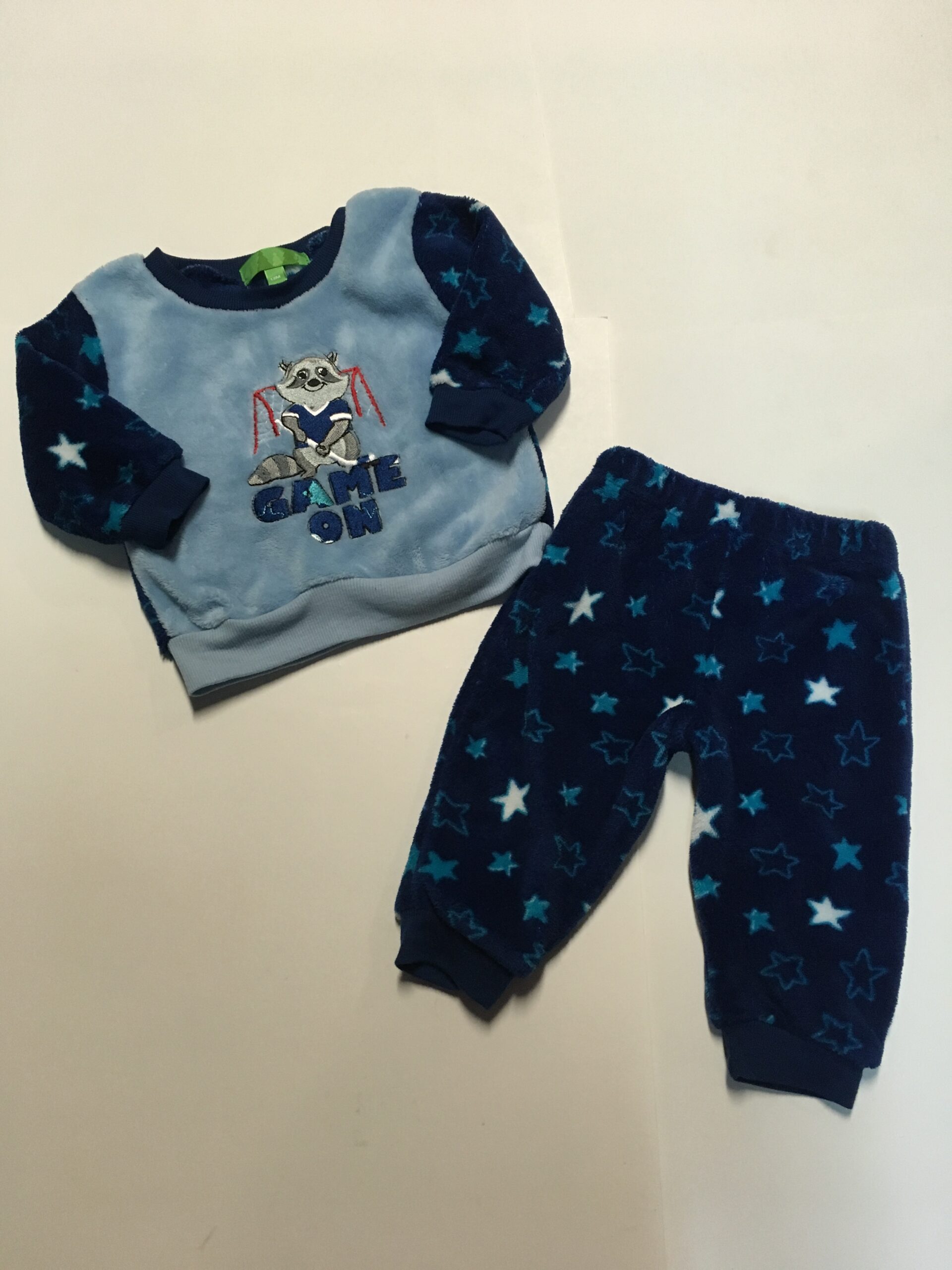 Sleep On It, Pajamas, Nwt Skiya In Morning Soft Fleece 2piece Boys Pajama  Sleep Set