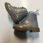 old navy brand new combat boots (size 5) - Image 2