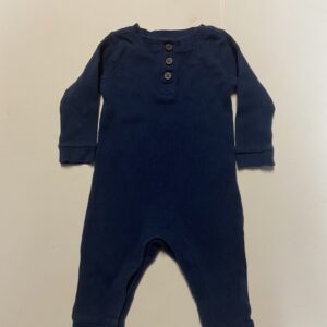 old navy thermal-knit henley bodysuit (3-6 mos)
