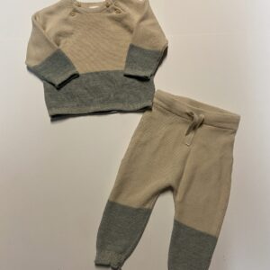 H&M rib knit 2 piece set (6-9 mos)