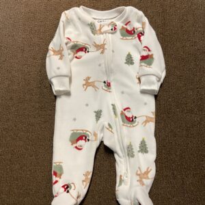 carter's 2 way zipper unisex Christmas sleeper (NB)