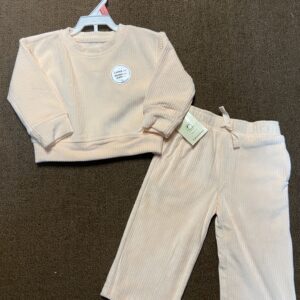 George brand new 2 Piece Set (6-12 mos)