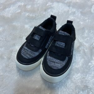 Joe fresh sneakers (size 6)