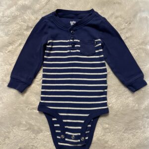 Baby Gap long sleeved Bodysuit (9 mos)