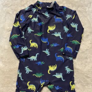 Joe fresh rash guard
