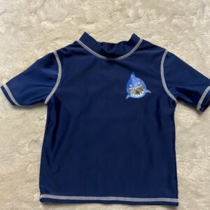 oshkosh rash guard
